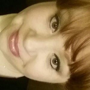 Meet your Posher, Teresa tonfire